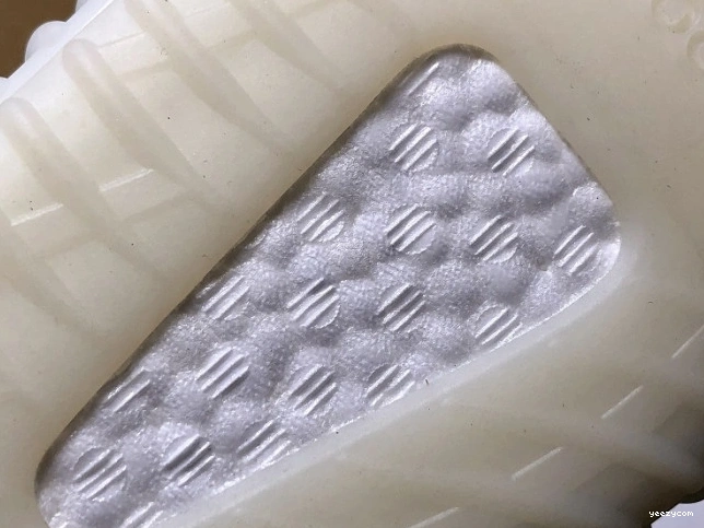 350 Yeezy CP9366 White Boost V2 Adidas Cream 0805